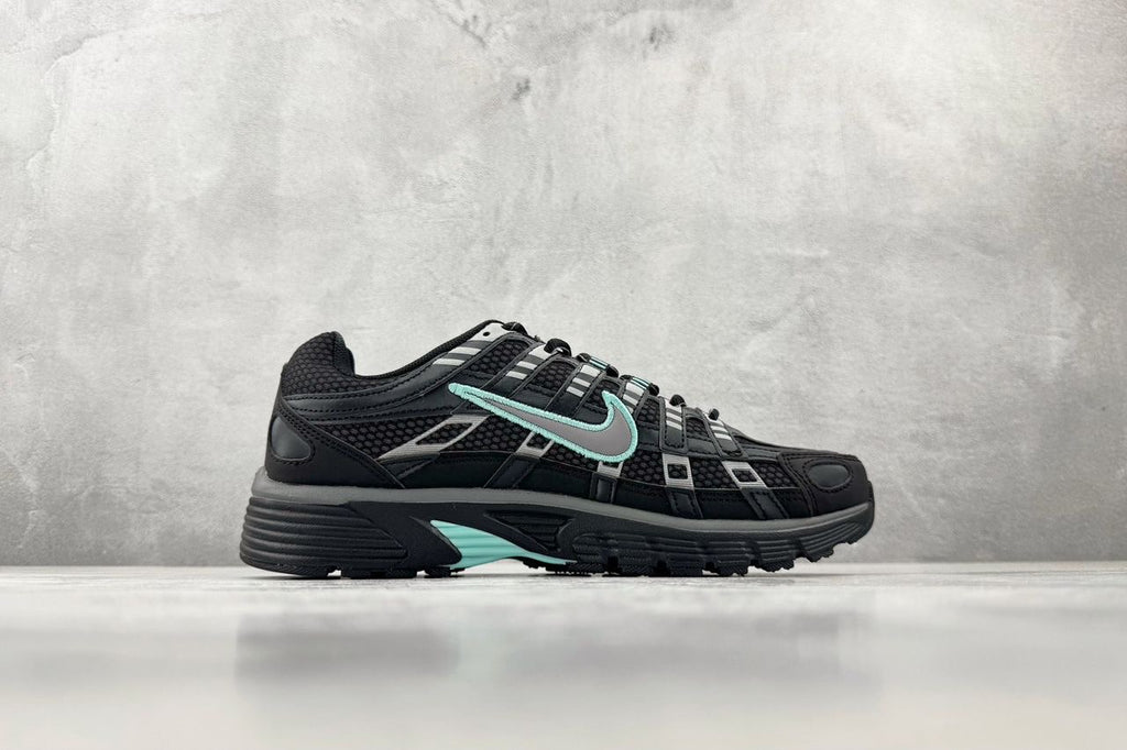 Nike p6000