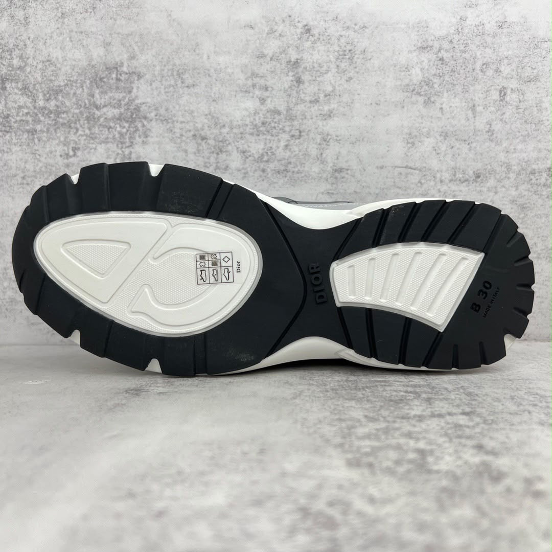 Dior b30