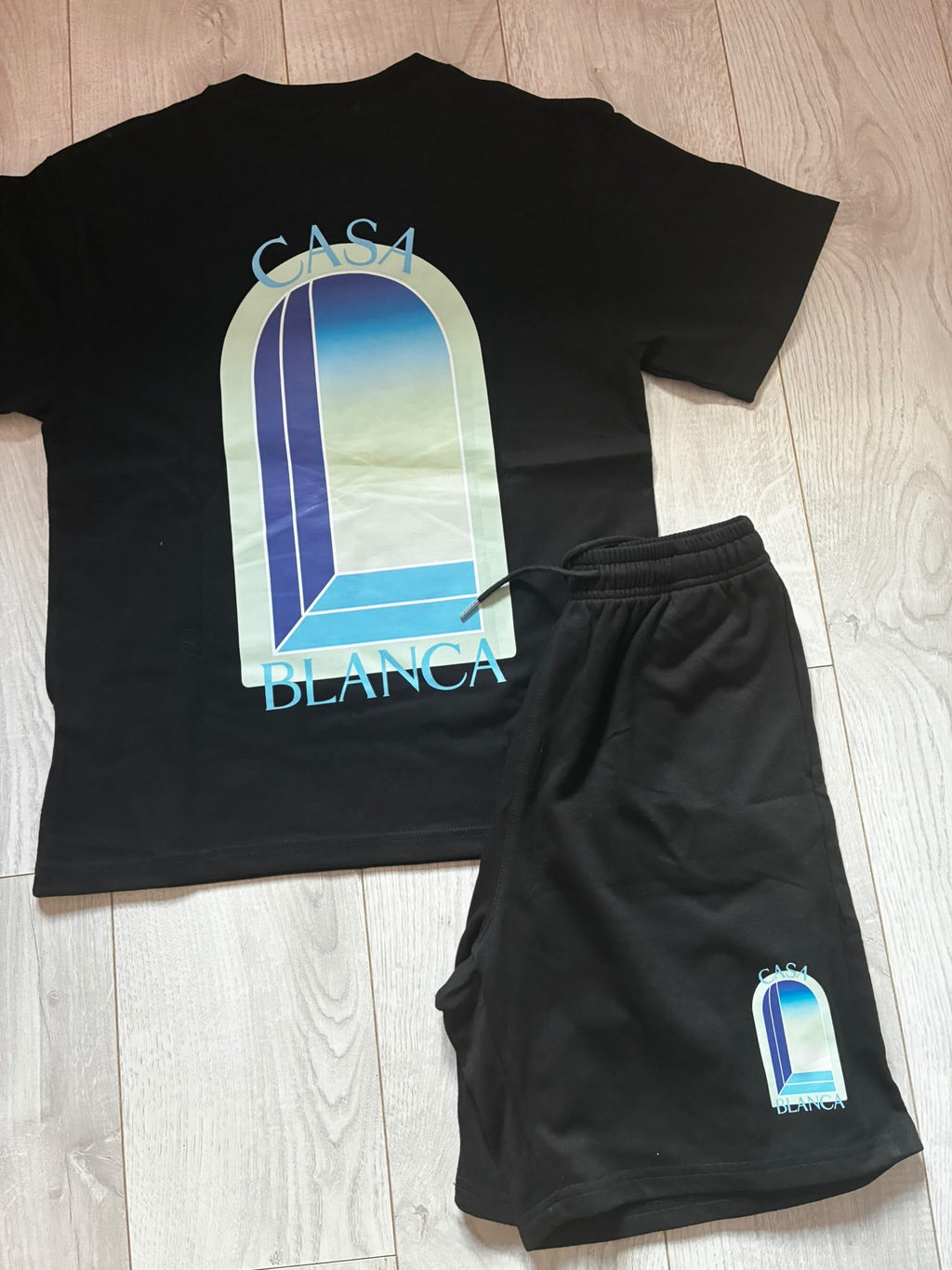 Casablanca shorts set