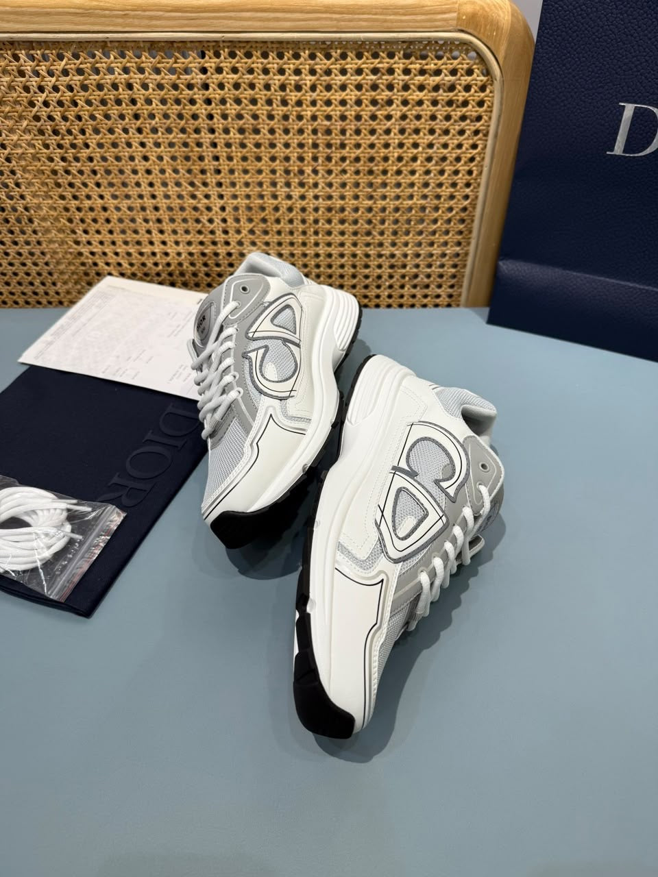 Dior b30
