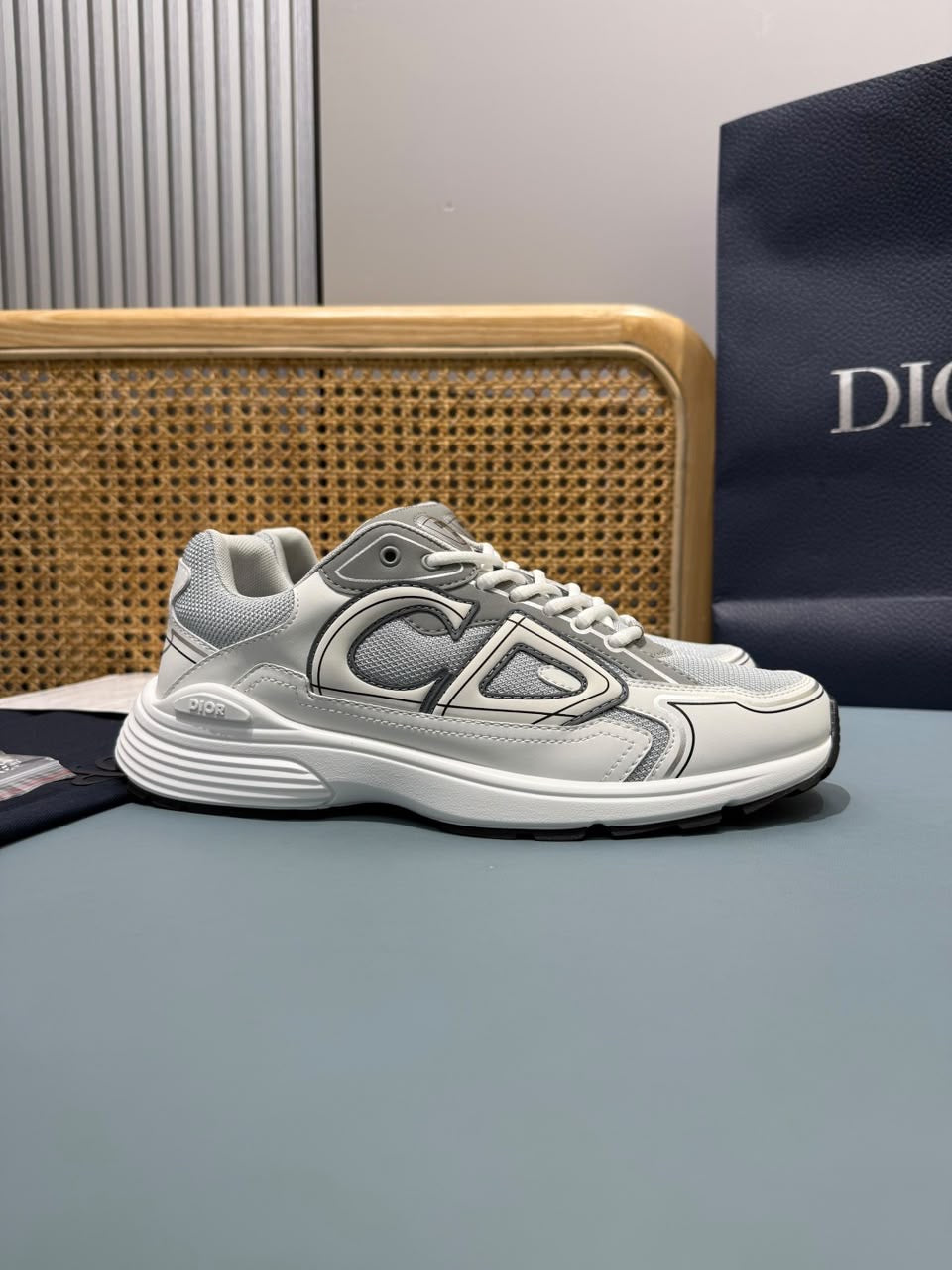 Dior b30
